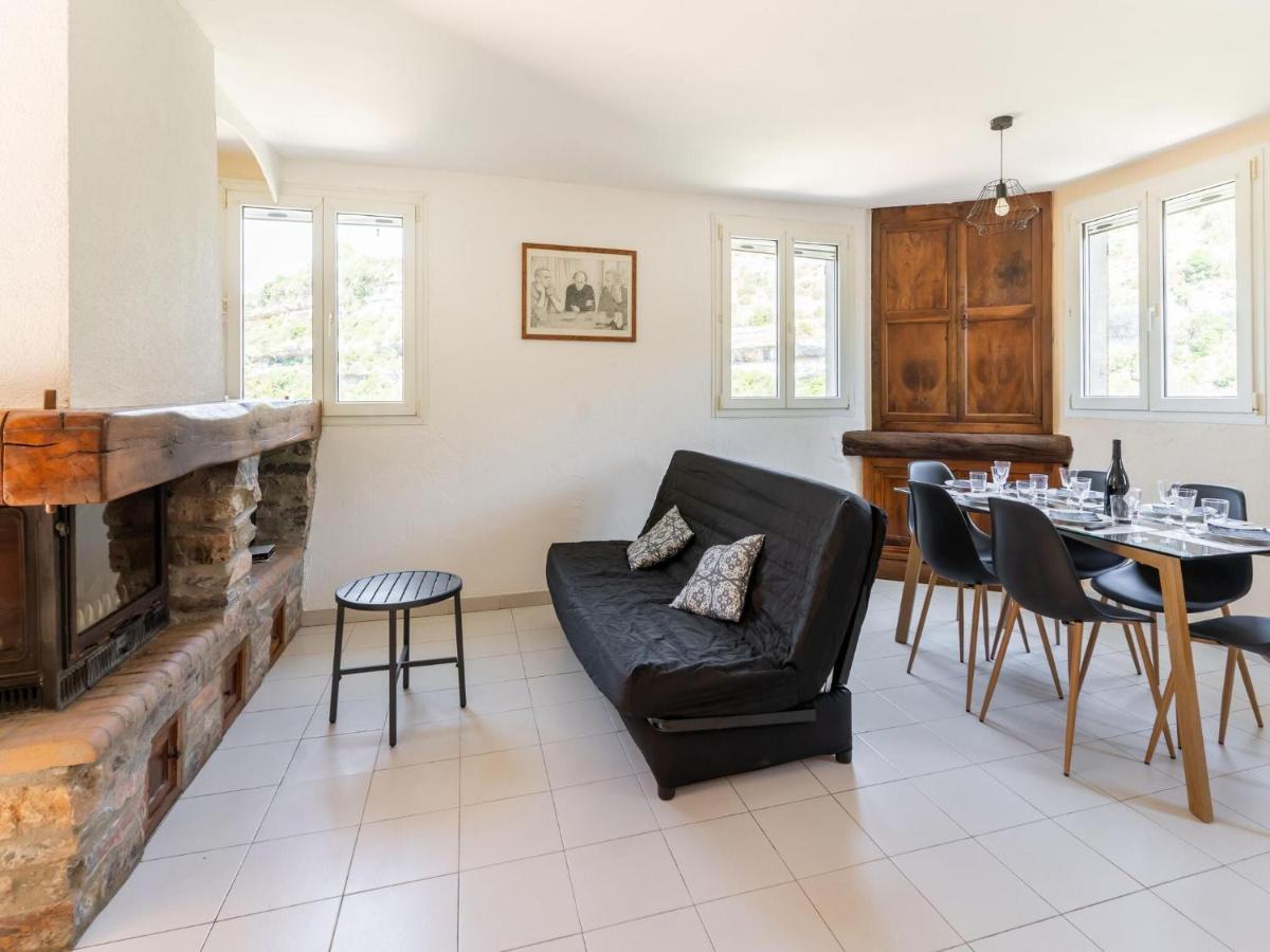 Cosy Holiday Home In Minerve With Garden Экстерьер фото